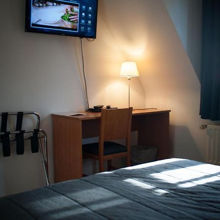 Jfk Hotel Zelzate - Gent Экстерьер фото